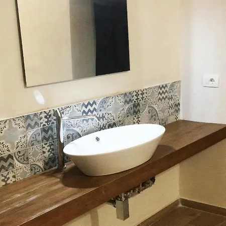 Pensión Correri 125 *