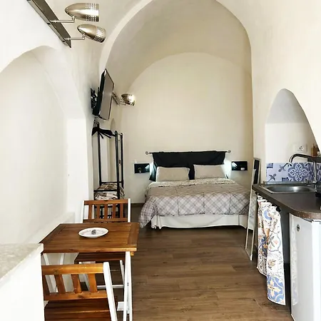Correri 125 Guest house